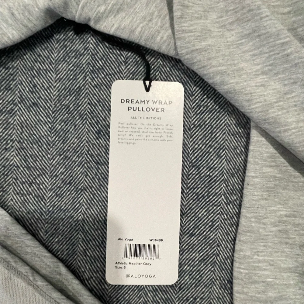 alo dreamy wrap pullover | size s - Picture 6 of 6